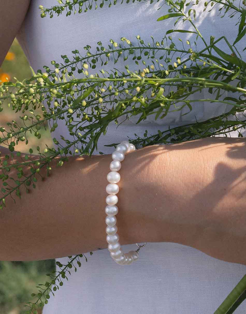 Classic Freshwater Pearl Bracelet