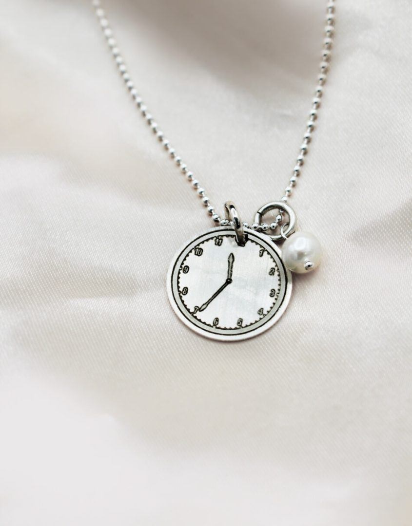 Custom clock necklace – Image 1