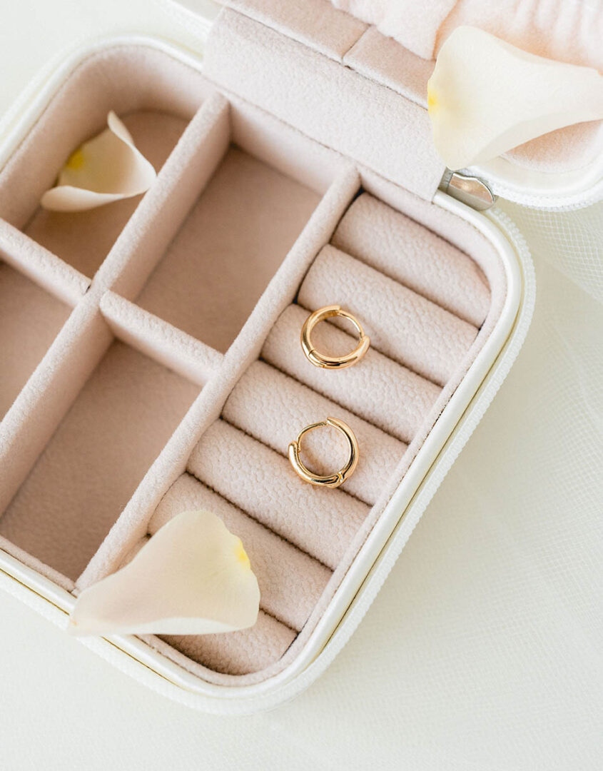Gold Essential Hughie | Dainty Earrings