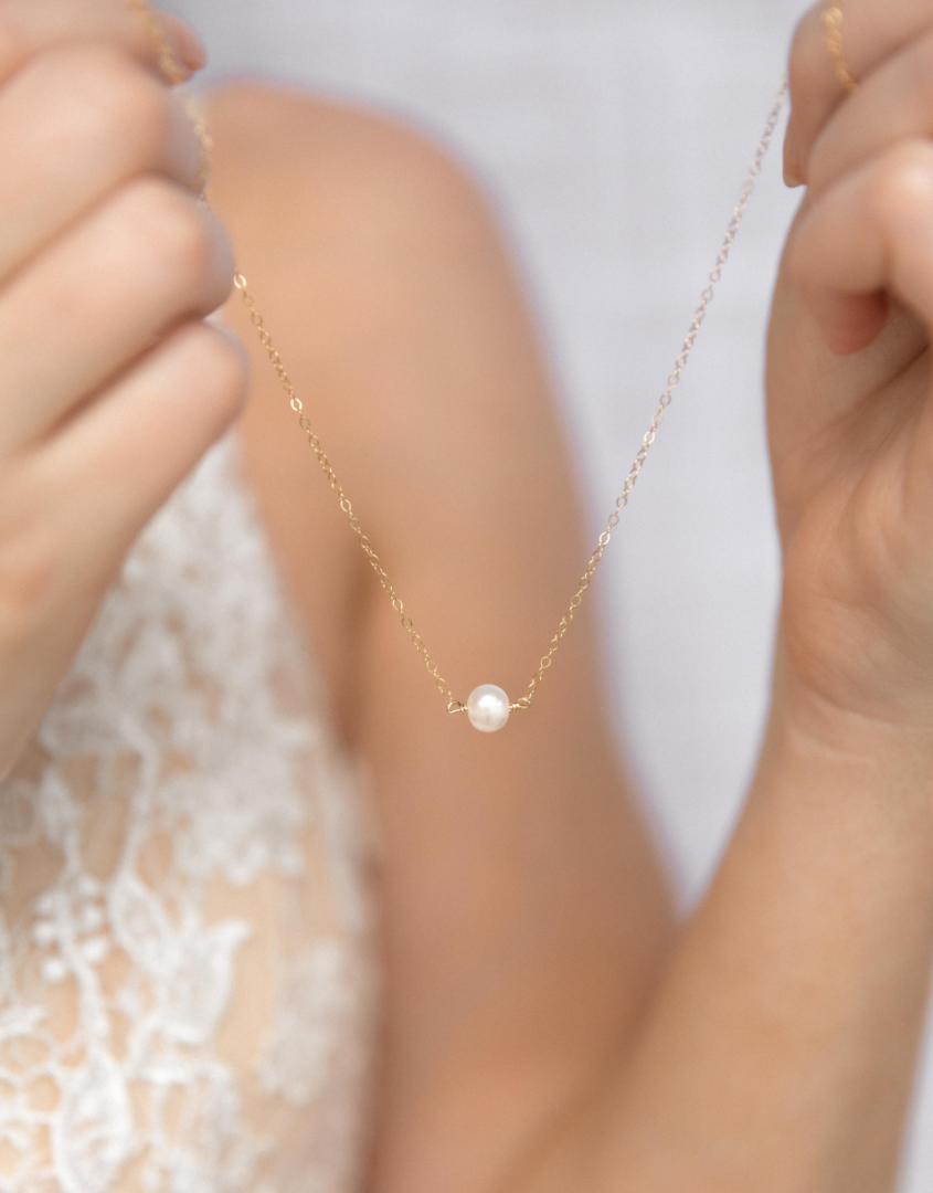 Priceless Pearl Necklace For Brides