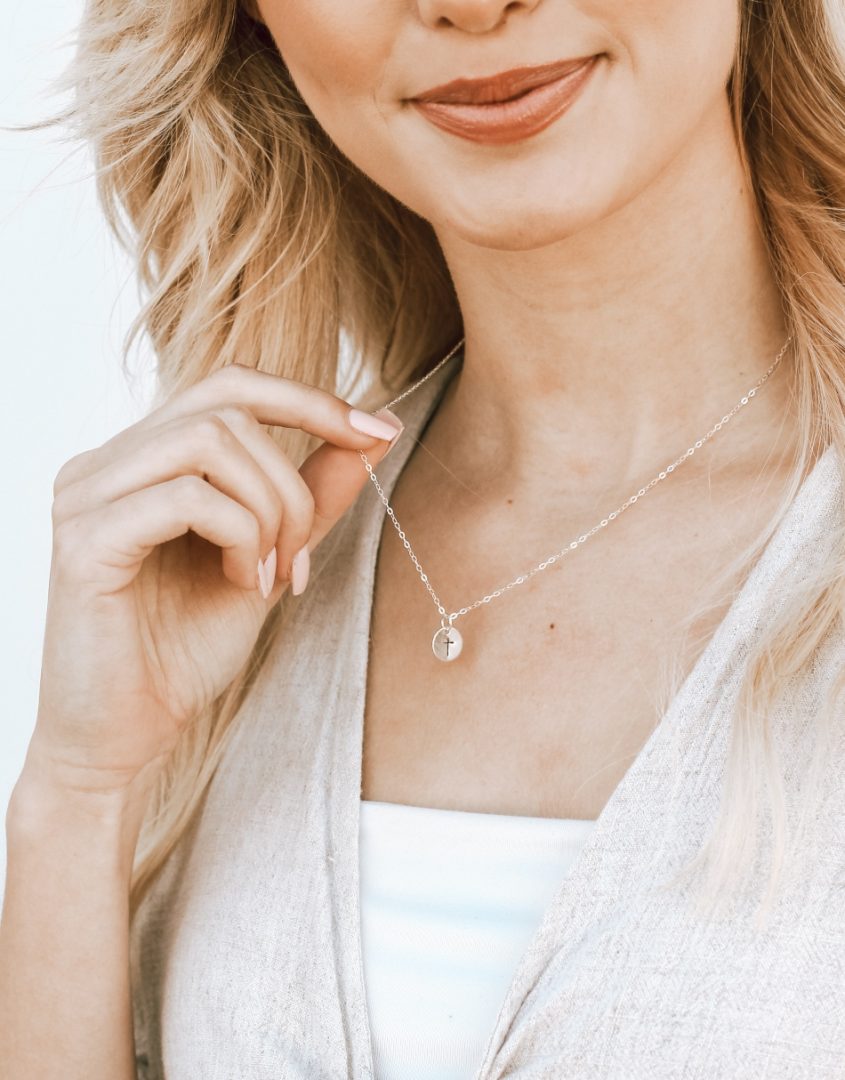 A sweet way to keep that special reminder with you all day long with this dainty faith necklace. Perfect for wife, daughter, friend.
