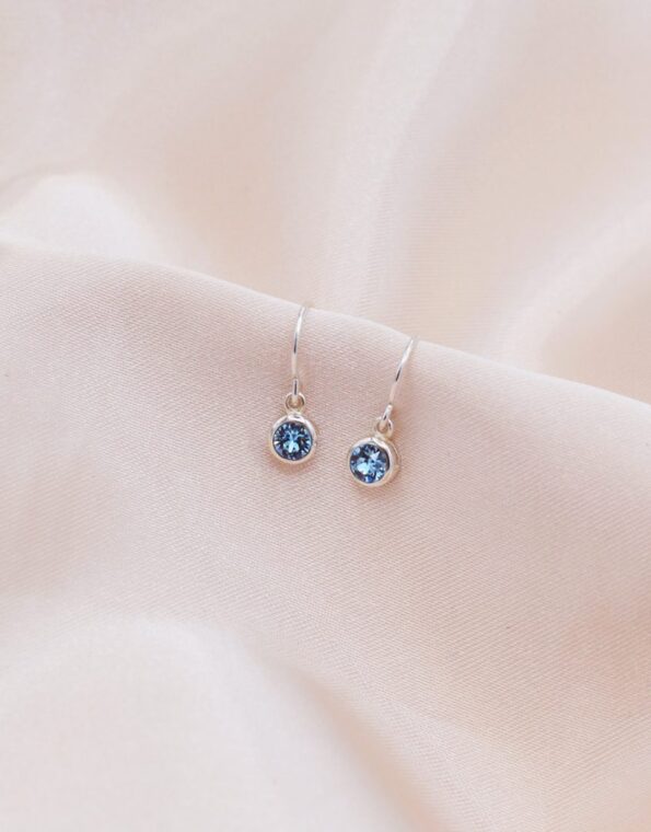 birthstone-daingle-creative-2