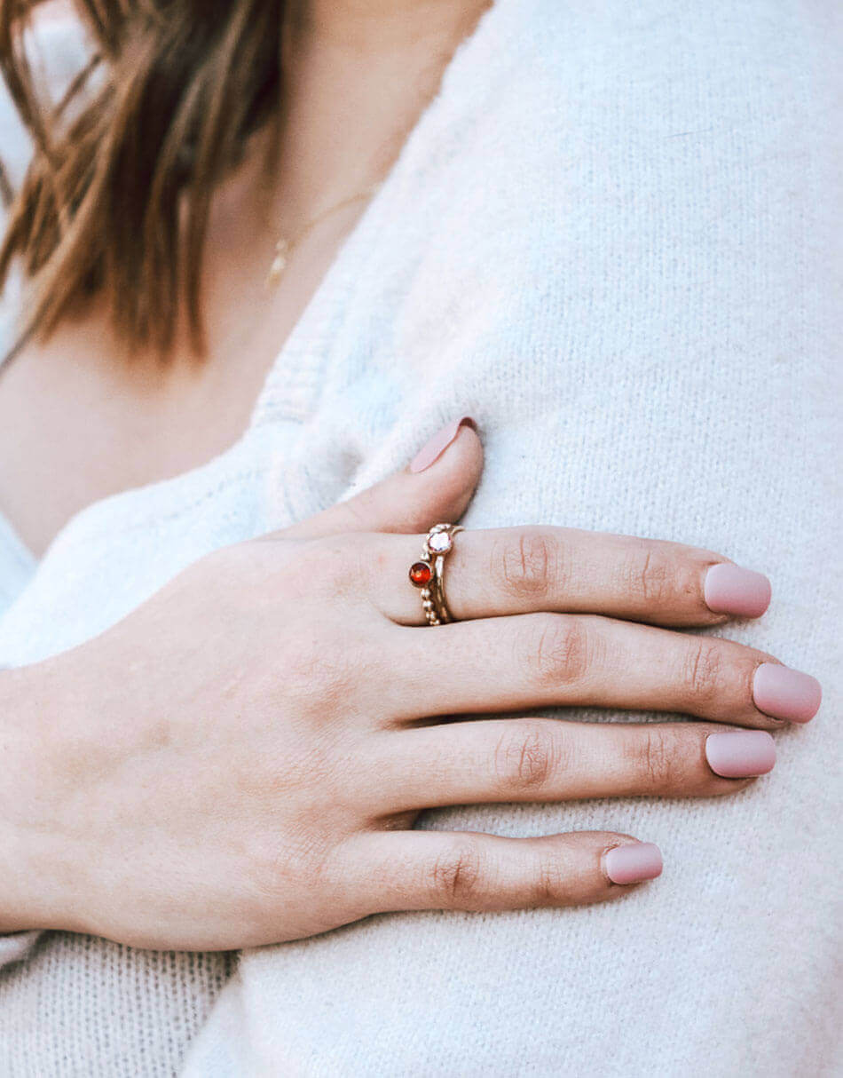 2 gold-filled rings with the Swarovski birthstones of your choice. Perfect gift for couple, spouse, friend