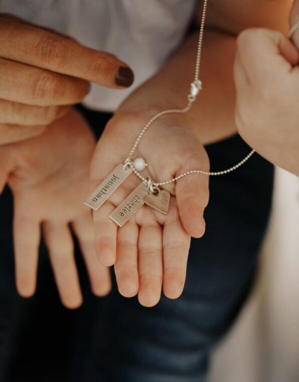 rectangle-names-with-love-necklace-lifestyle-image